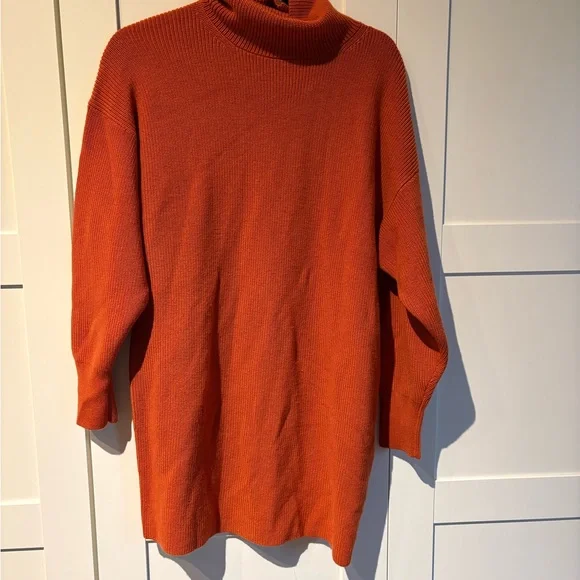 Aritzia Babaton Maclean Merino wool dress - Picture 4 of 7